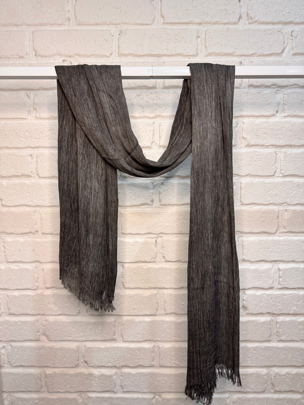 Charcoal crinkle hijab