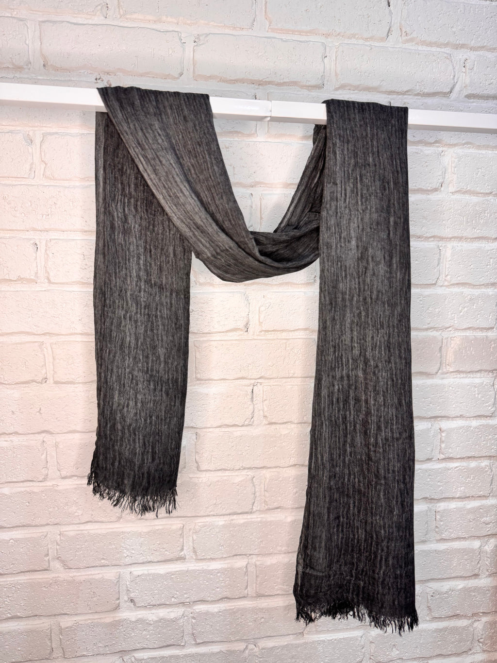 Ebony crinkle hijab