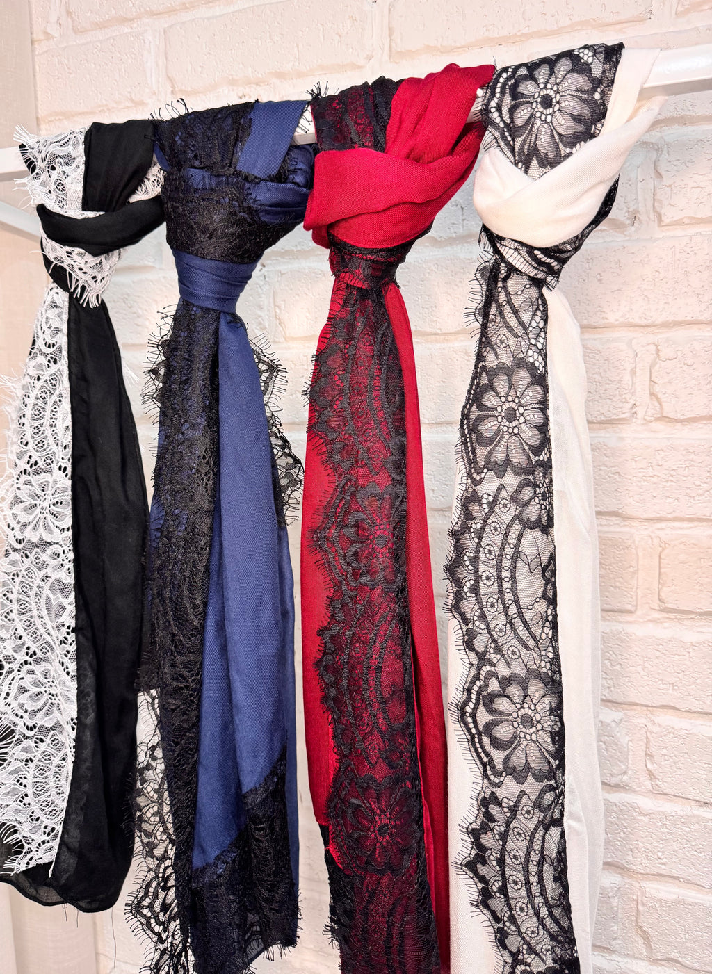 Midnight lace modal